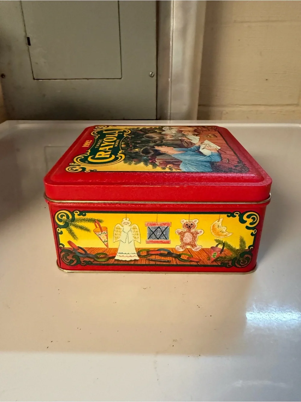 1992 Vintage Crayola Red Holiday Tin with Unopened Crayons & Ornament